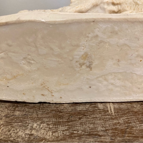 Cast Resin Statue Woman with Dogs Cream Colored Sculpture - Picture 15 of 16